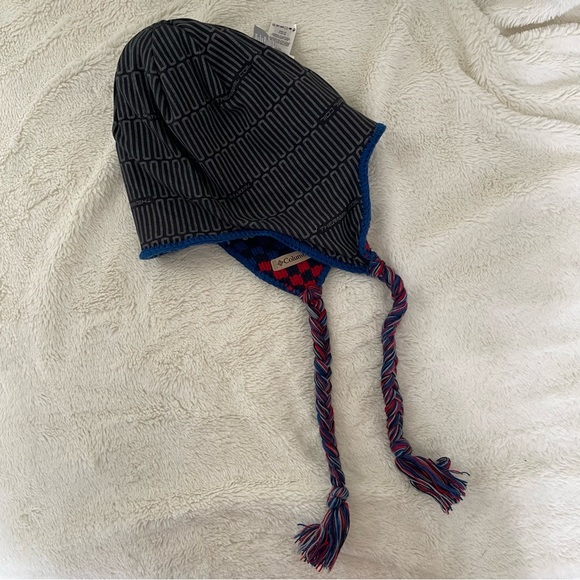 { Columbia Hat } Knit Winter Hat With Insulation - Picture 3 of 6